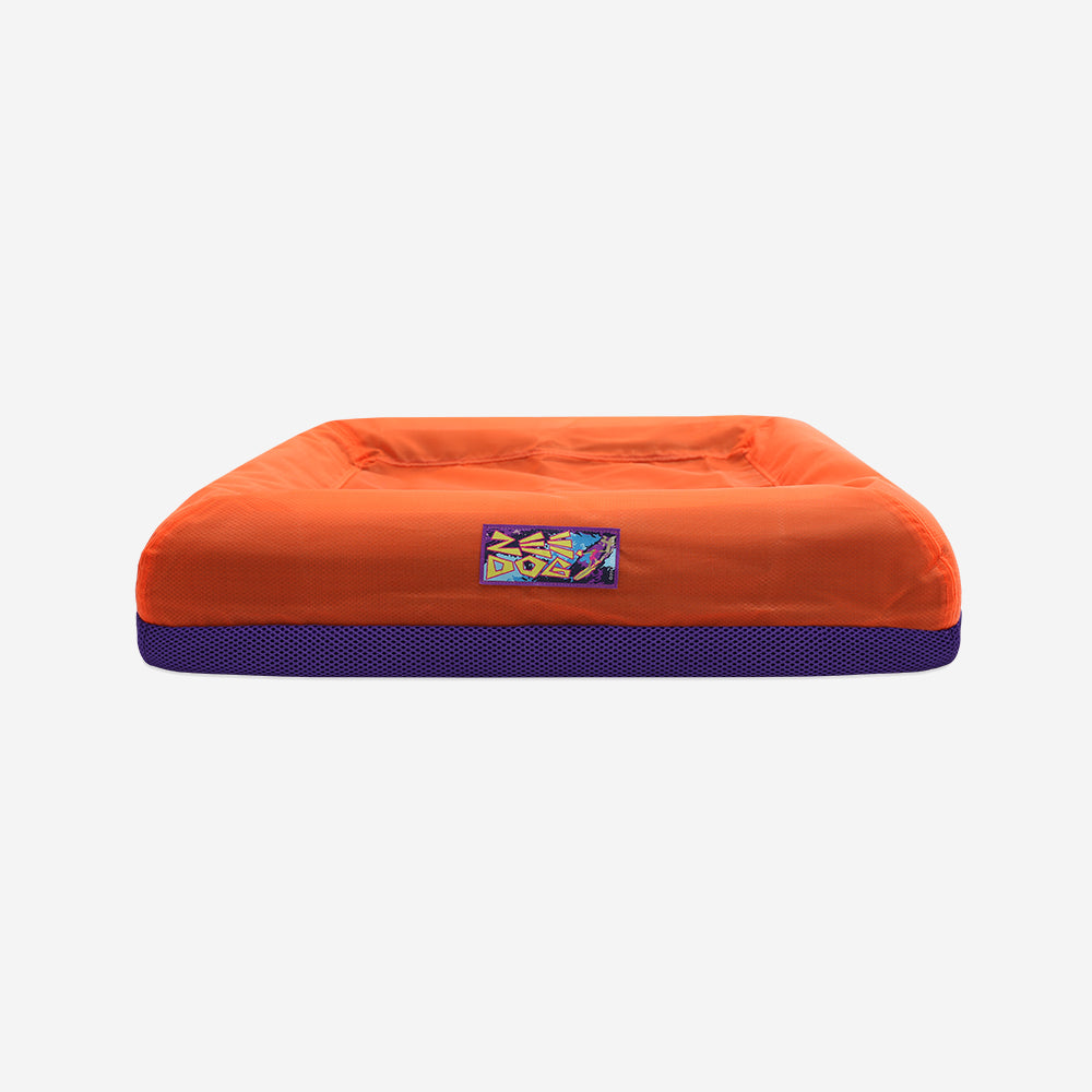 Surf Zee.Dog bed cover