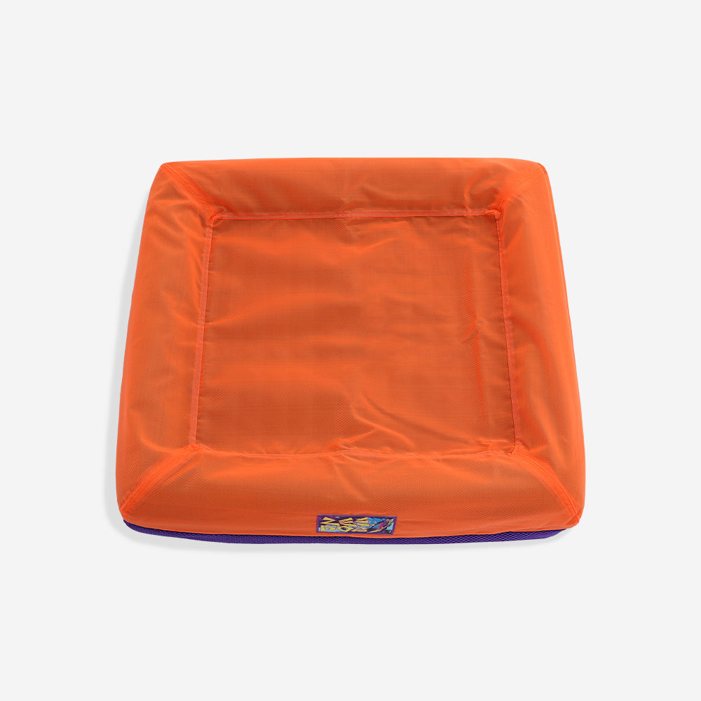 Surf Zee.Dog bed cover